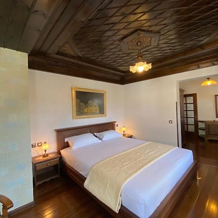 Boutique Hotel Muzaka Berat Eksteriør billede