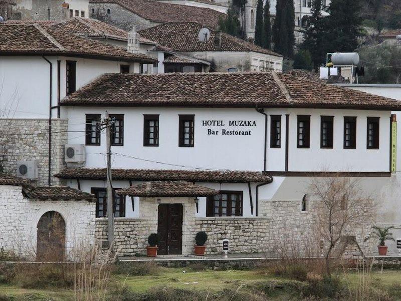 Boutique Hotel Muzaka Berat Eksteriør billede