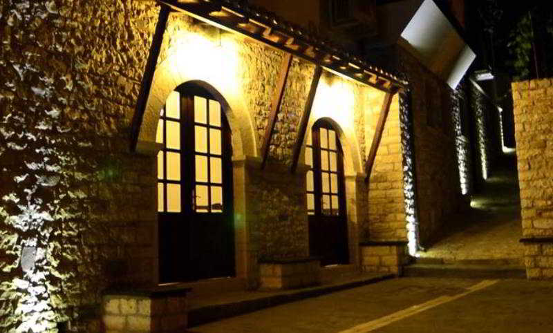 Boutique Hotel Muzaka Berat Eksteriør billede
