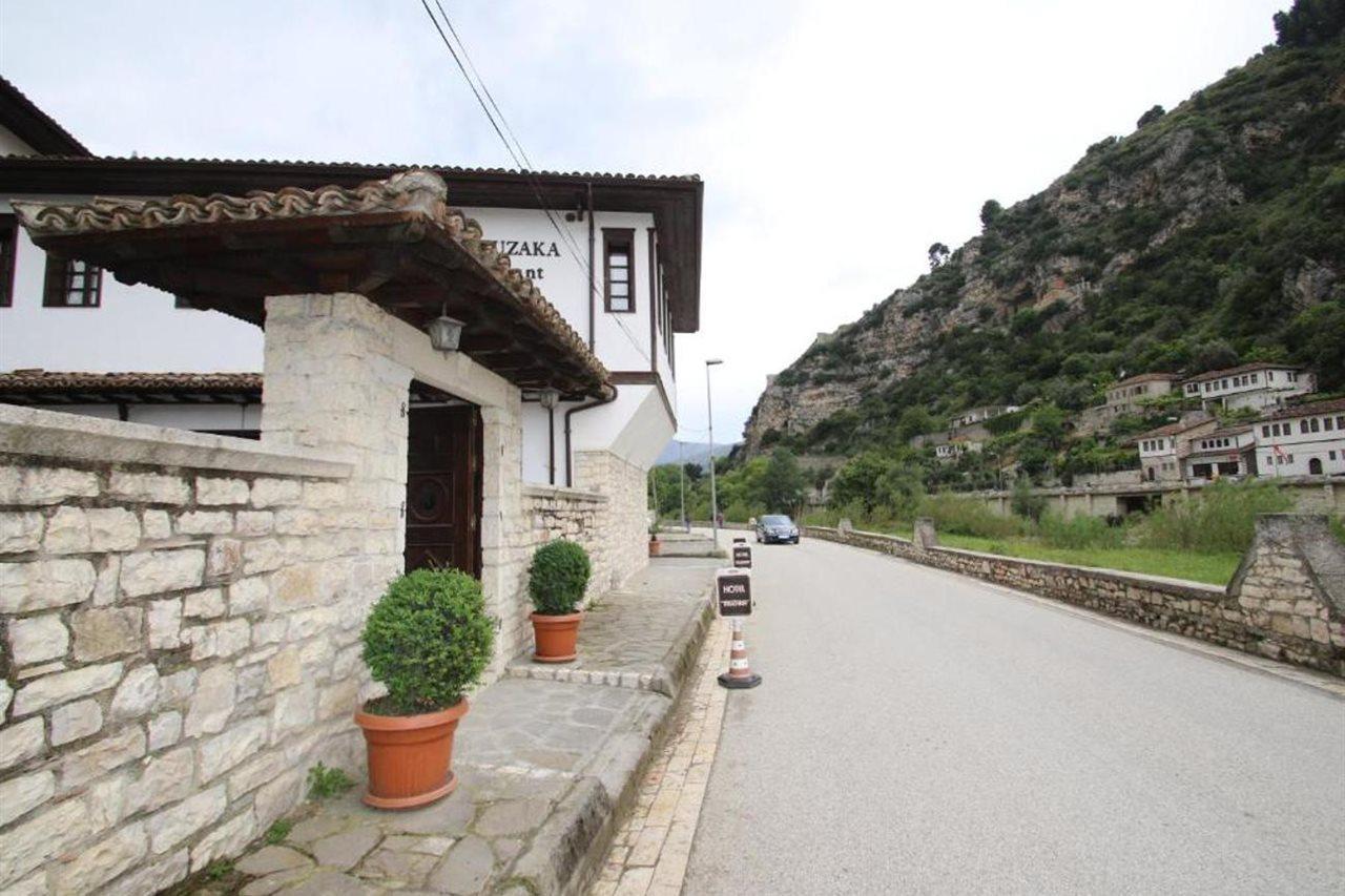 Boutique Hotel Muzaka Berat Eksteriør billede