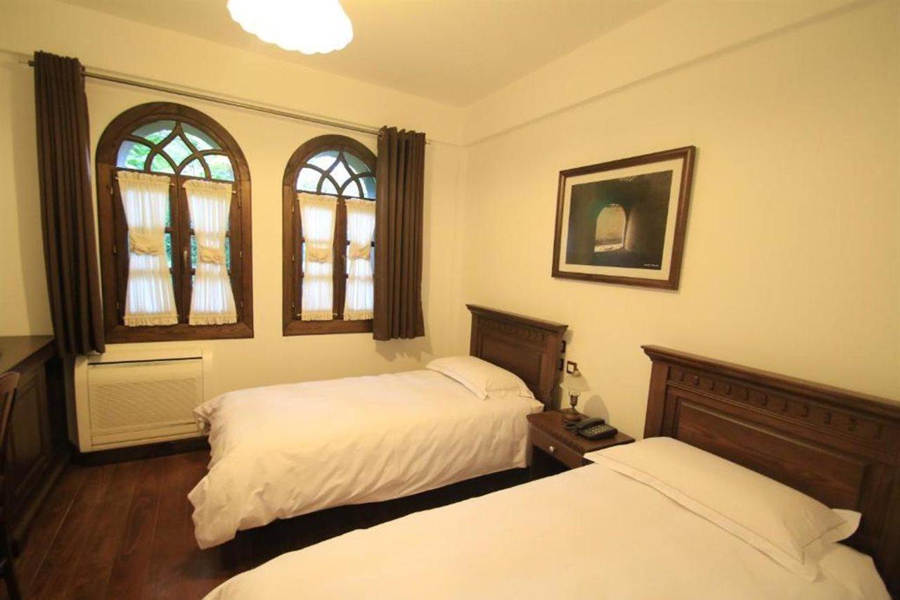 Boutique Hotel Muzaka Berat Eksteriør billede