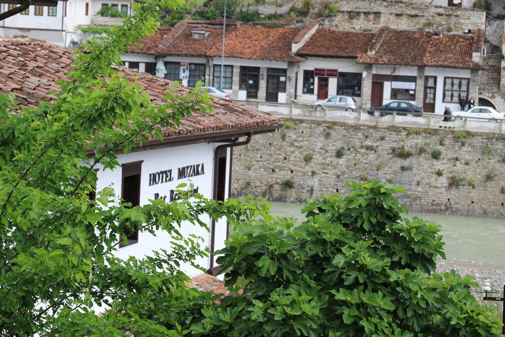 Boutique Hotel Muzaka Berat Eksteriør billede